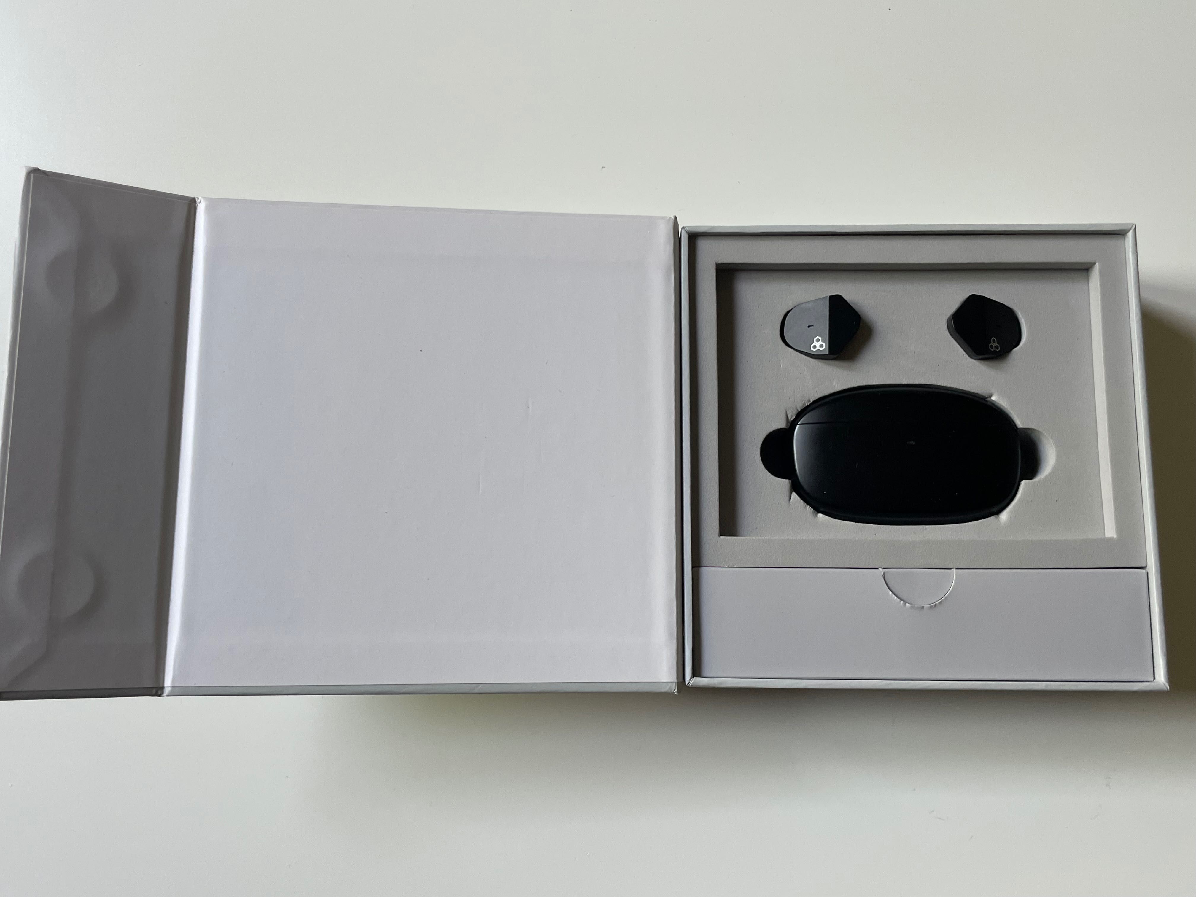 Final Audio ZE2000