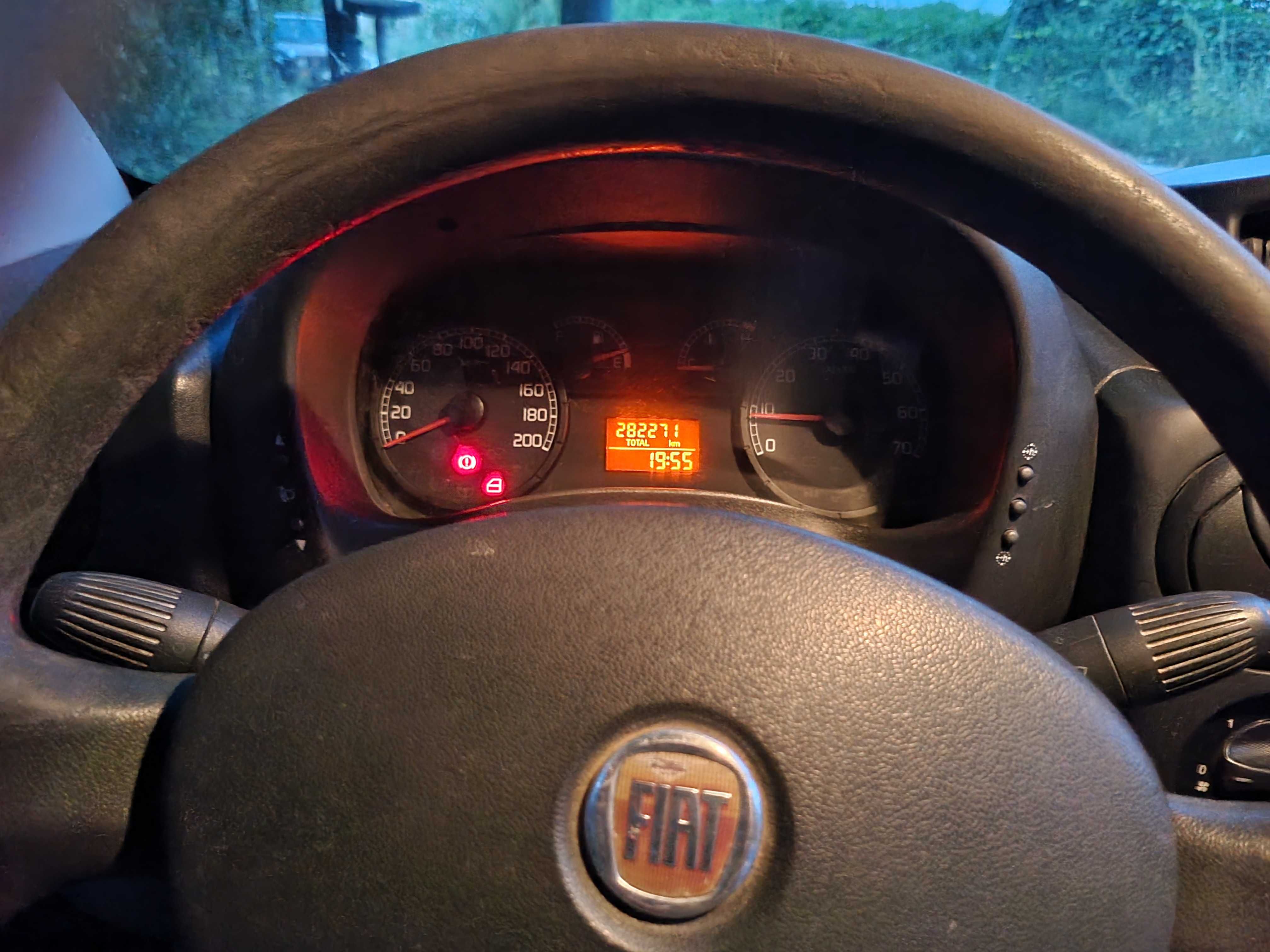 Fiat doblo 1,3 com AC
