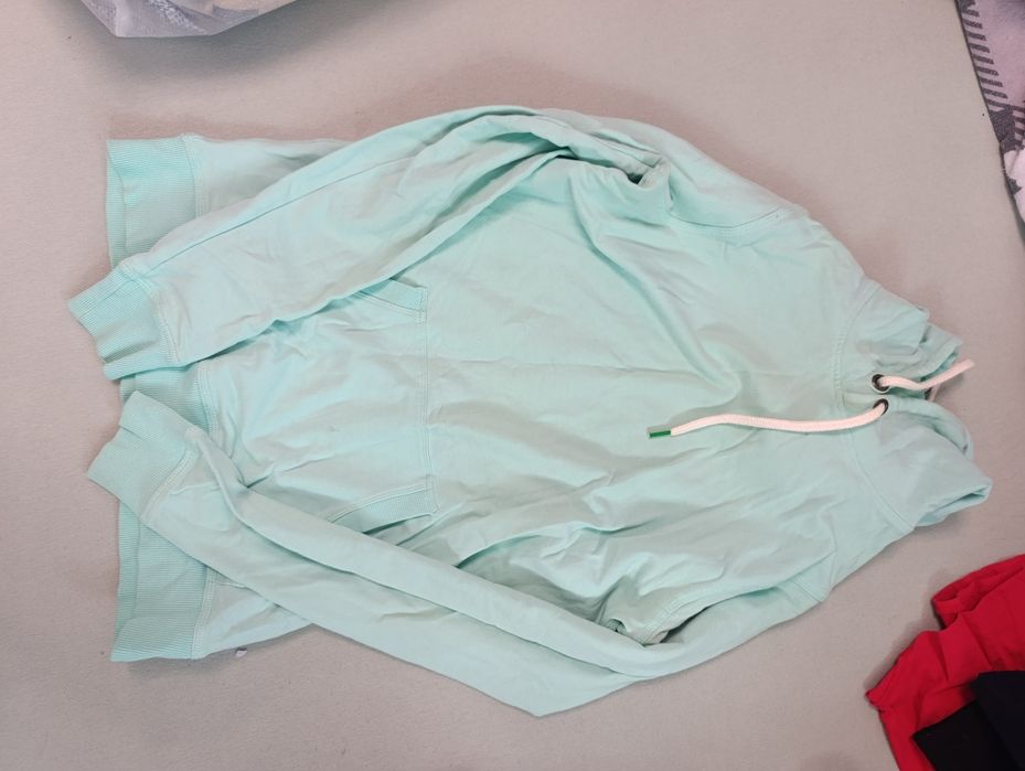 Paka ubrań rozmiar M 38