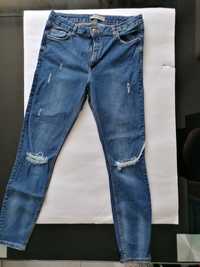 Super modne spodnie jeansowe damskie