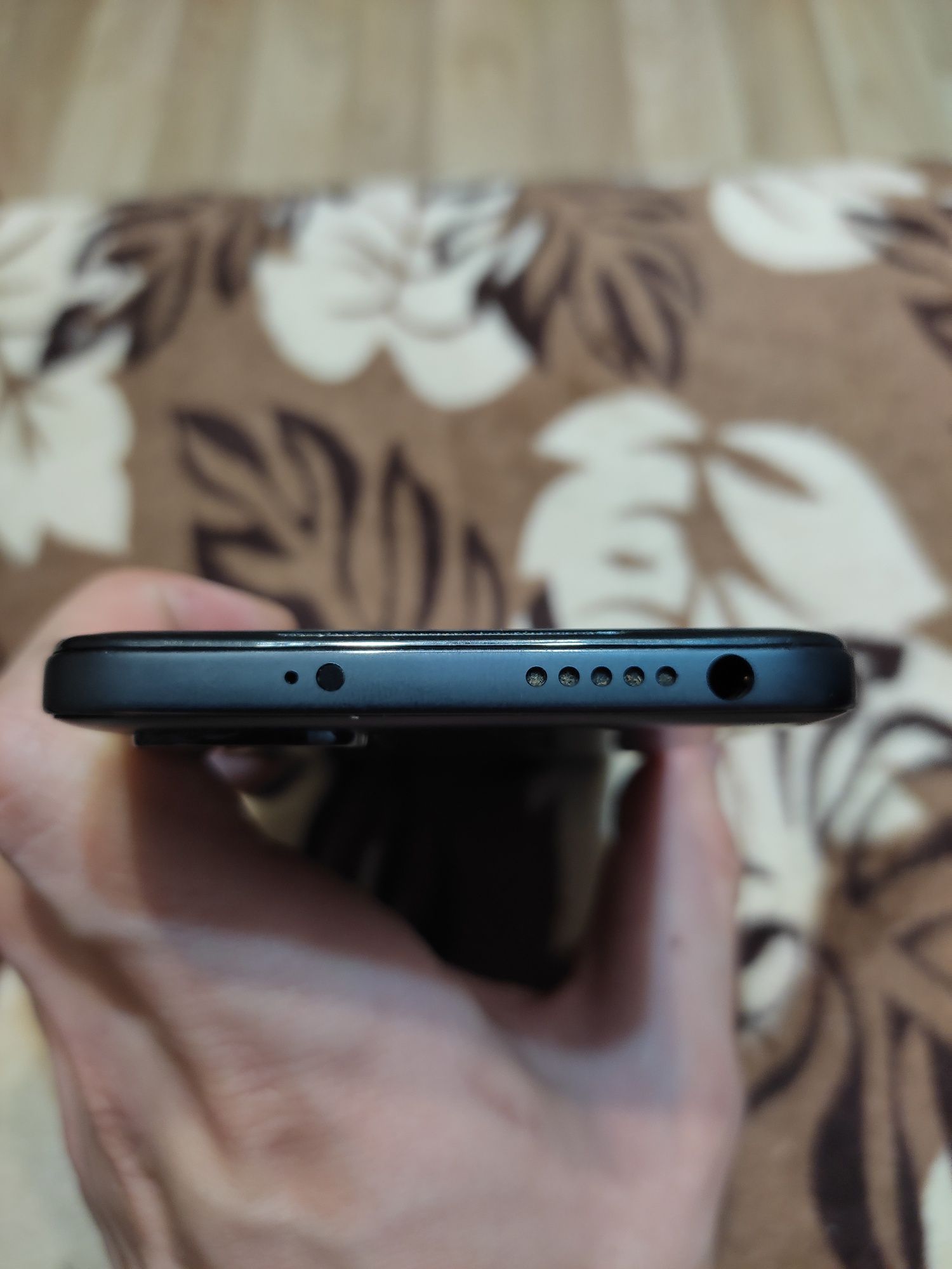 Xiaomi Redmi note 11 4+1/64gb
