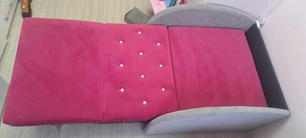Łóżko, sofa dla dziewczynki różowo szare