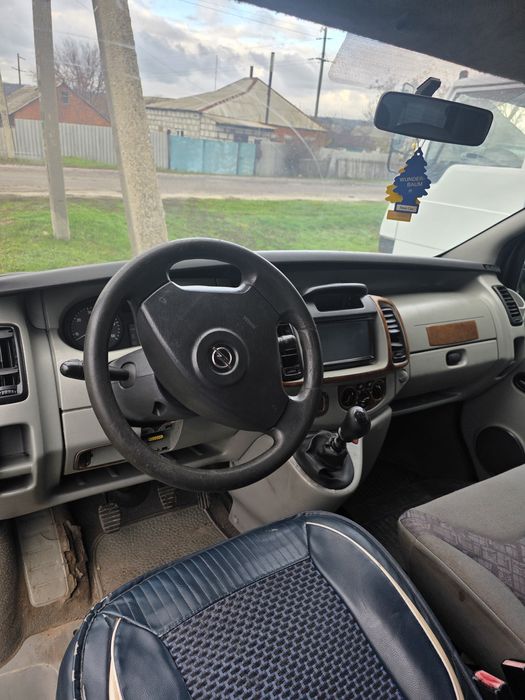 Продам Опель Виваро 1.9 тди