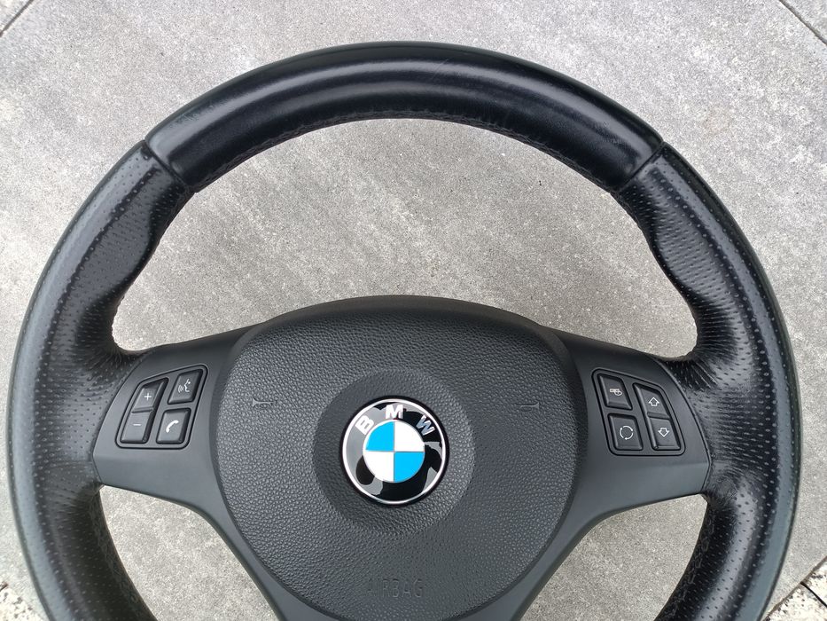 Kierownica Mpakiet z multifunkcją BMW E90 E91 E92 E93 E81 E87 E88 X1