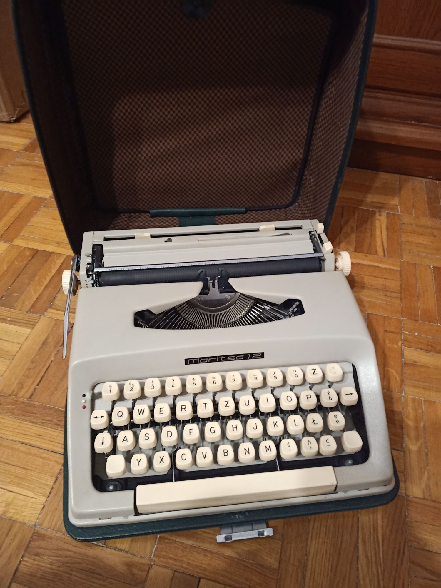 Maszyna do pisania Moritso 12