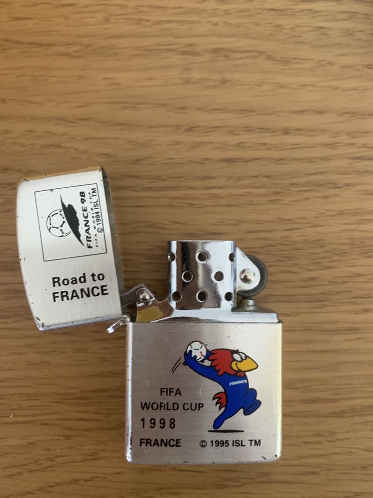 Isqueiro FIFA France 1998