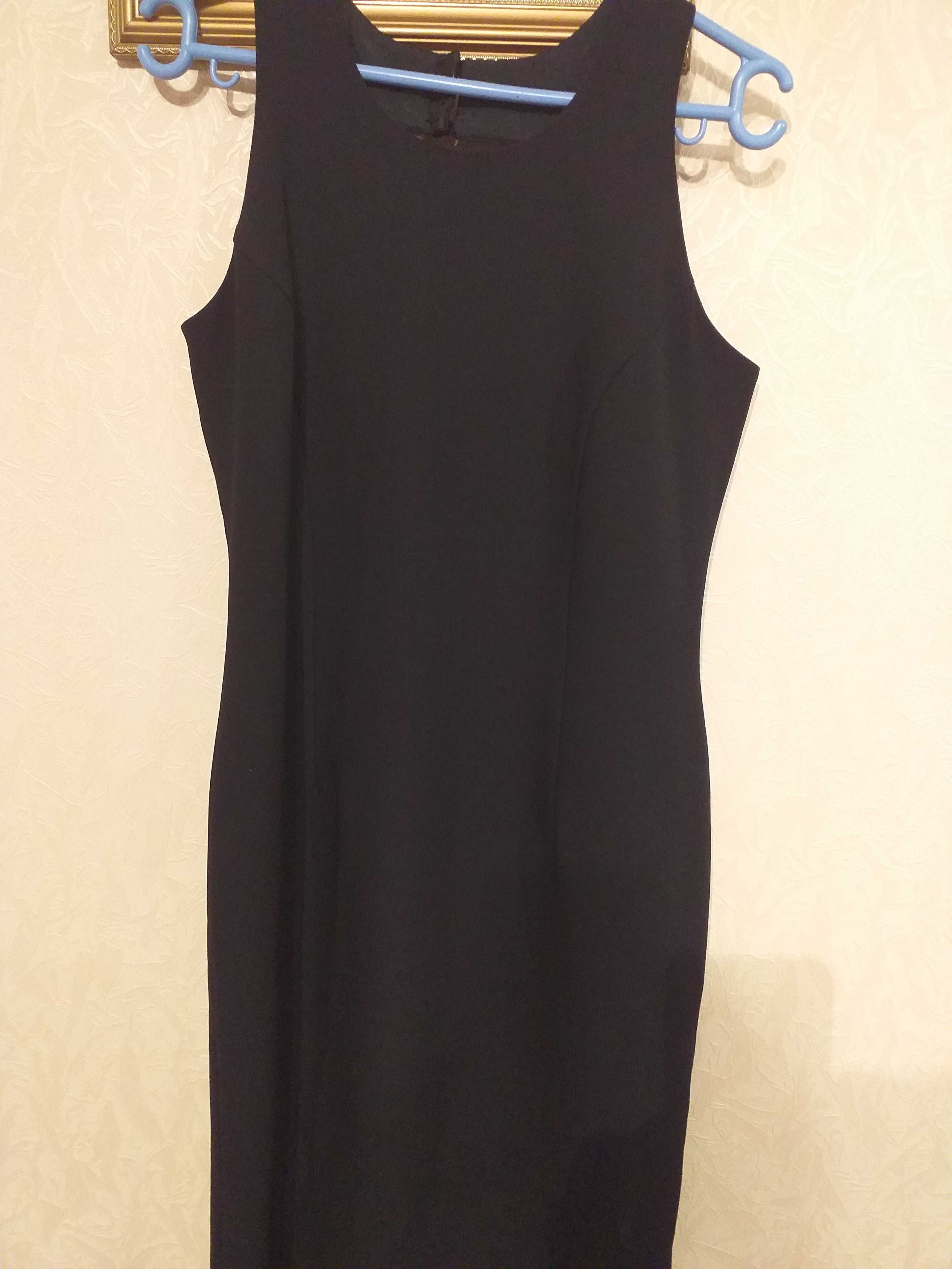 Сукня чорна, розмір -М
