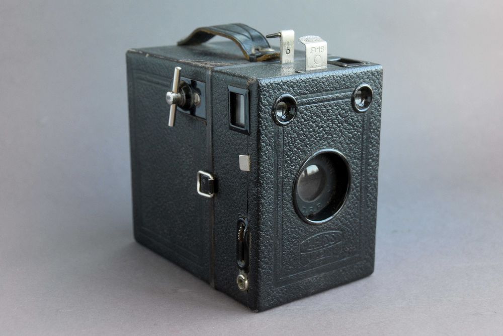 Вінтажний фотоаппарат Zeiss Ikon Box Tengor 54/2