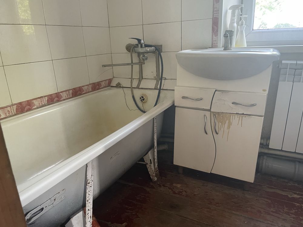 Продам дом в цетре села Богдановка