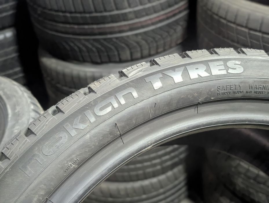 Нові!!! Шини зимові 275 35 r 19 Nokian резина колеса gtyres