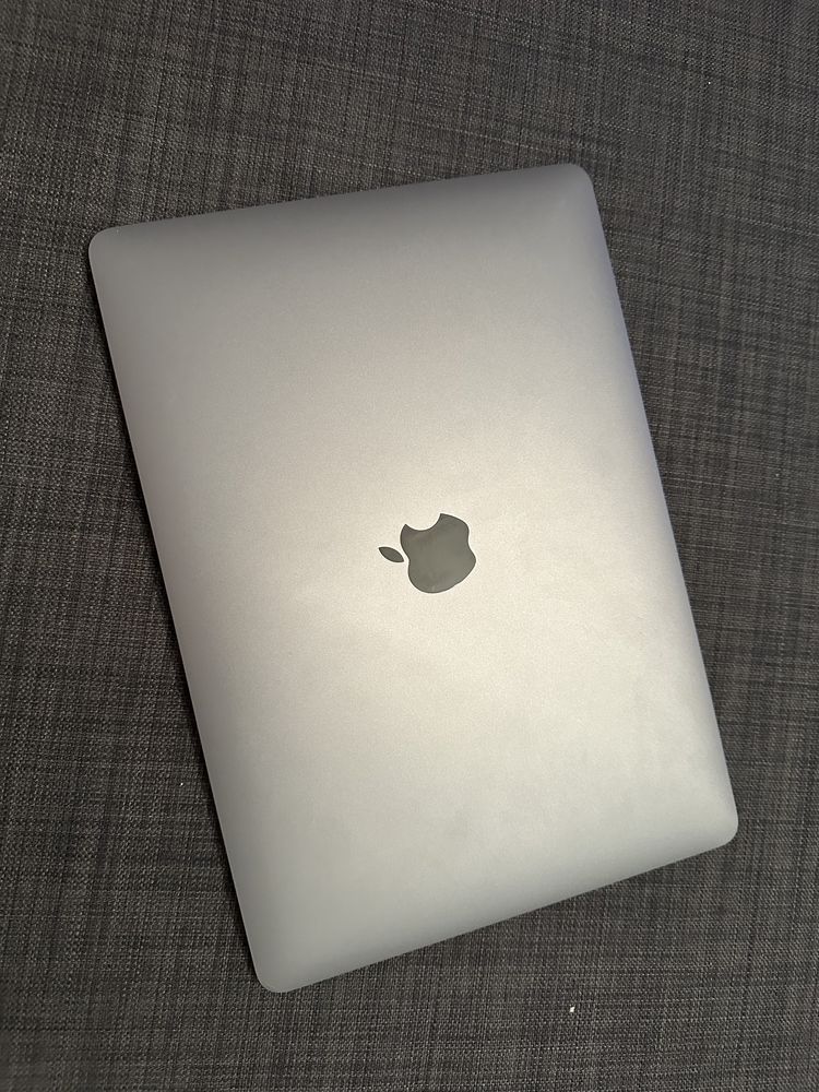 MacBook Air 13’’ 2020 M1