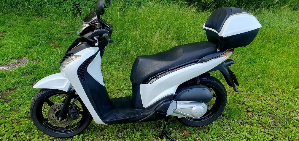 SH 125 cbs kat B niski przebieg podobny do x max 125 x 8 125 vespa 125