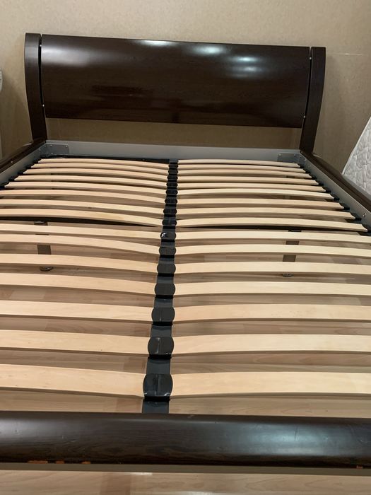 Продам кровать