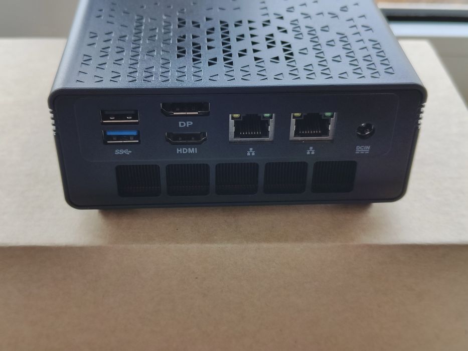 Потужний міні ПК Adreamer Ryzen 7 7840HS 8/512Gb Radeon 780m