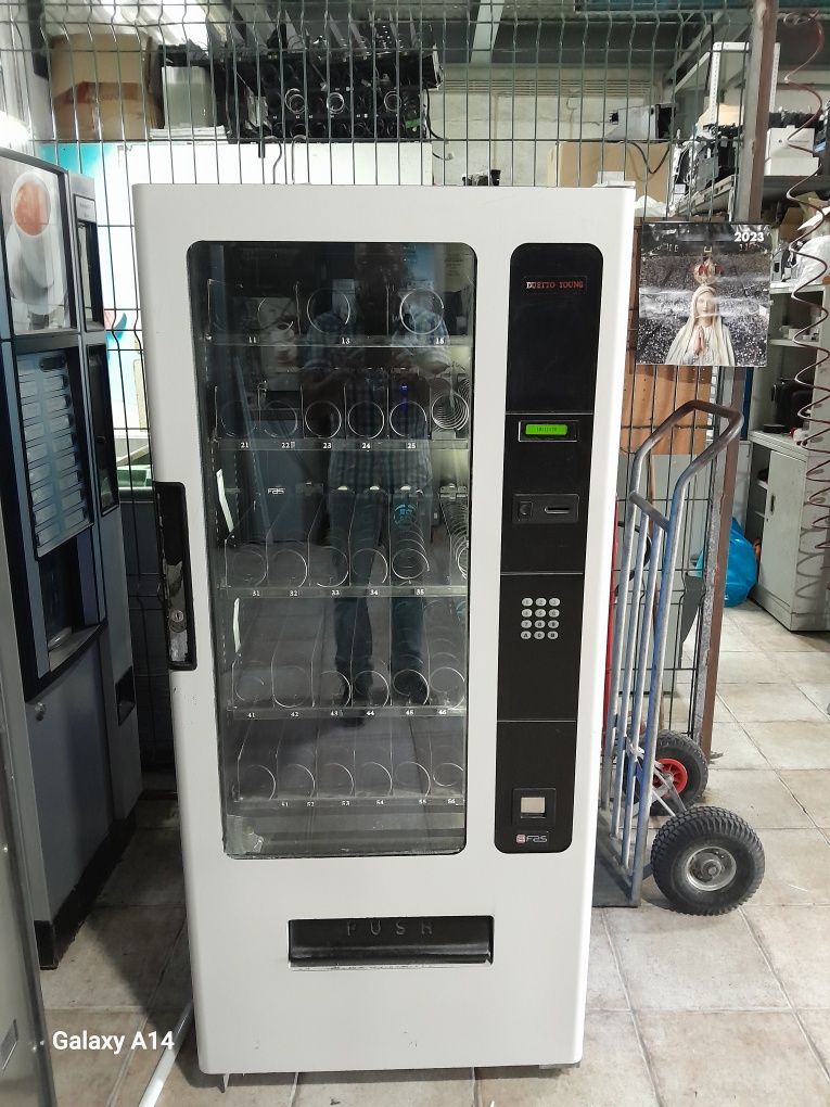 Maquina de vending FAS modelo Duetto Young