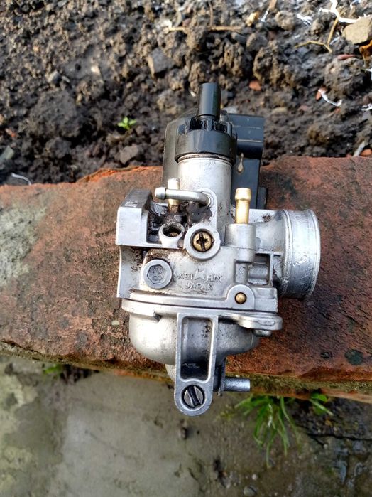 Продам карбюратор на Хонда леад