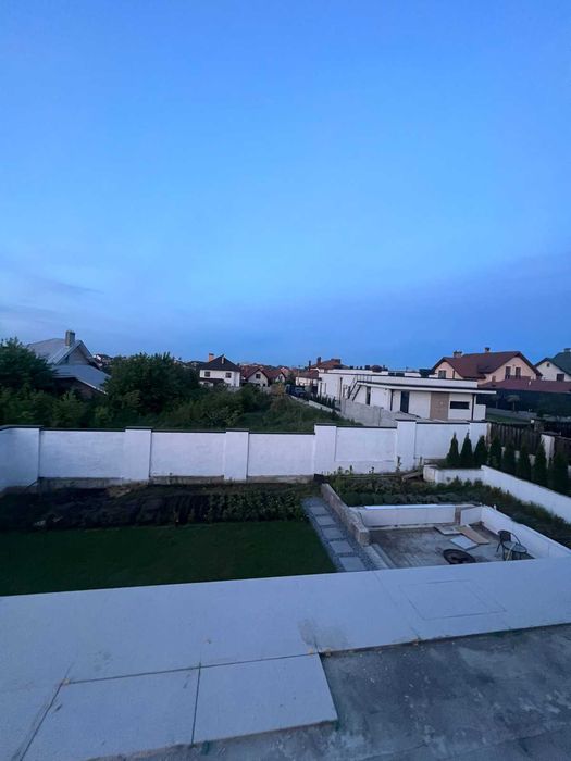 Продаж сучасного будинку в с. Солонка з ландшафтним дизайном