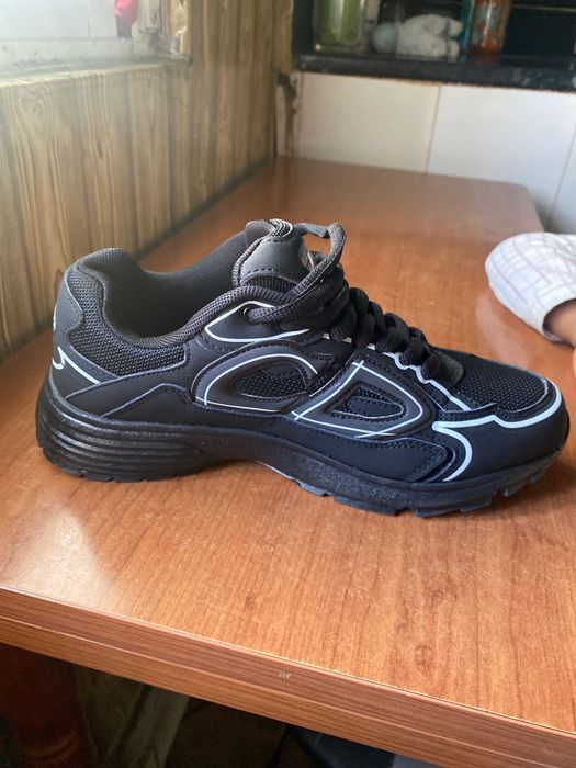 Sapatos da Dior b30