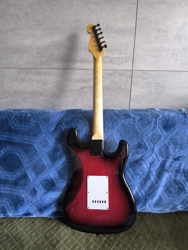 Gitara leworęczna Stratocaster Partcaster + osprzęt