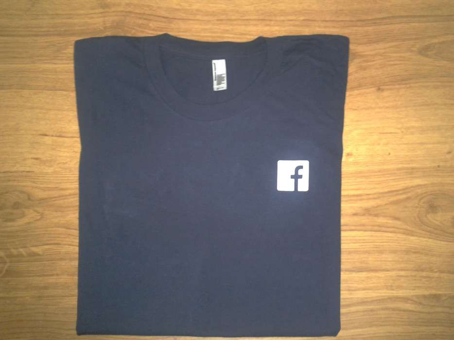 Camisa Facebook
