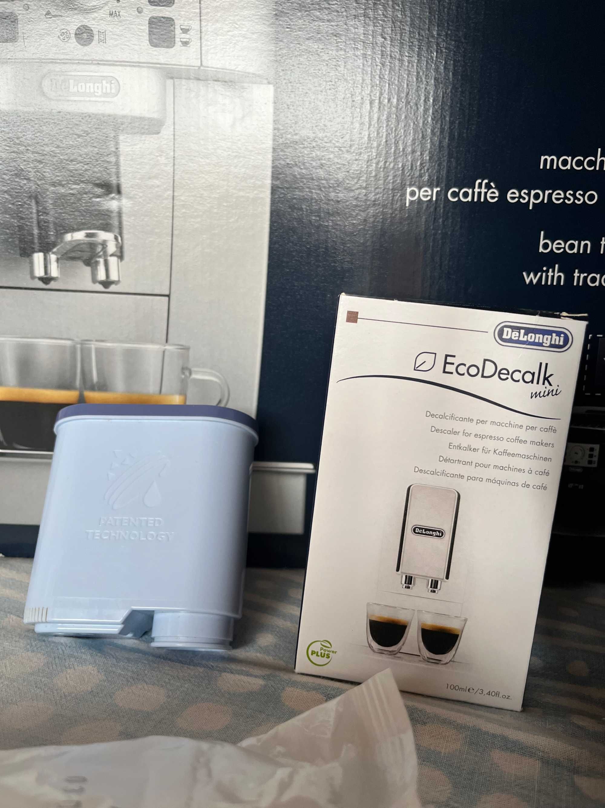 Máquina de Café DeLonghi  Magnifica S Preta