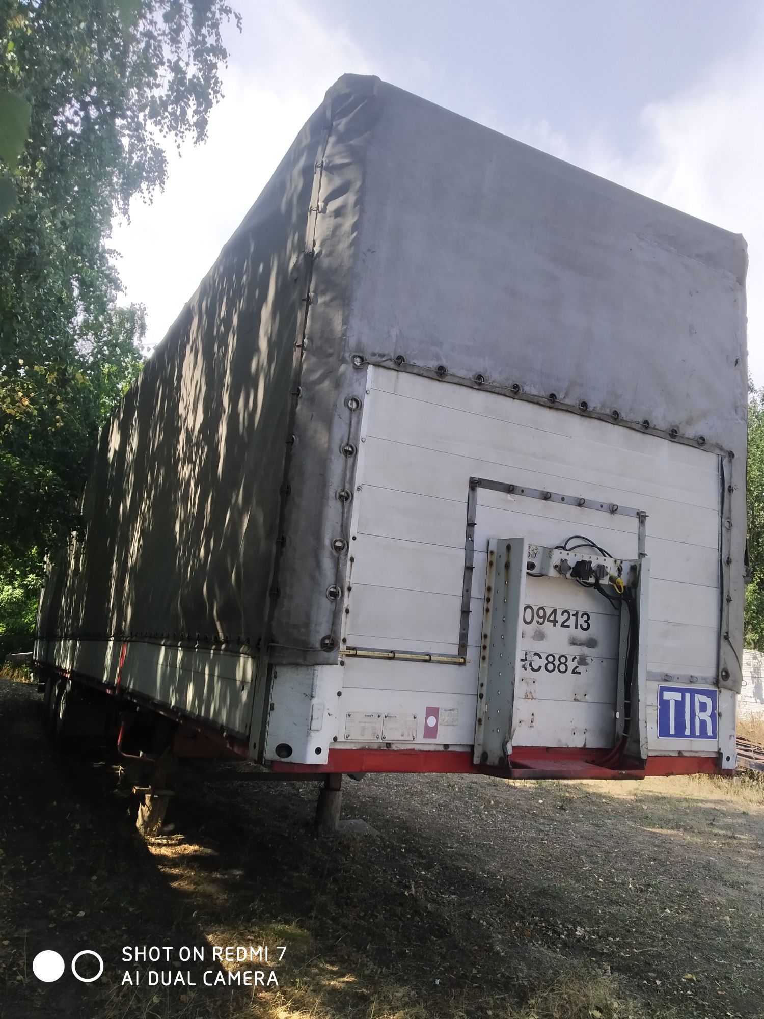 Продам полуприцеп шмітц.