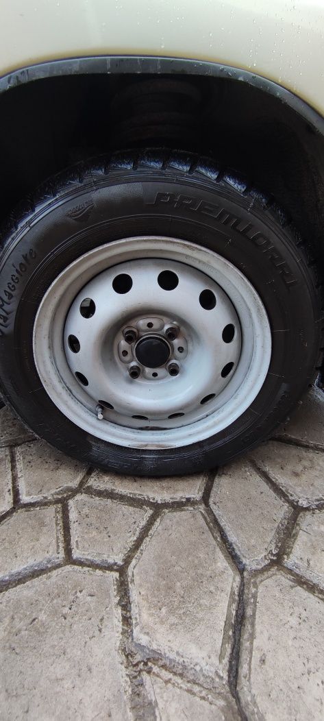 Продам зимнюю резину PREMIORRi 185/65 r14