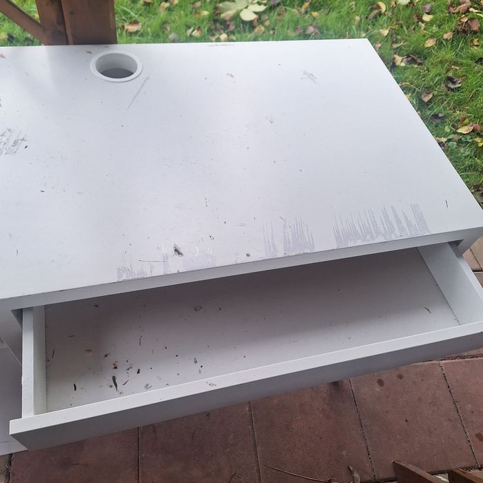 Biurko ikeaz szufladami i szafką