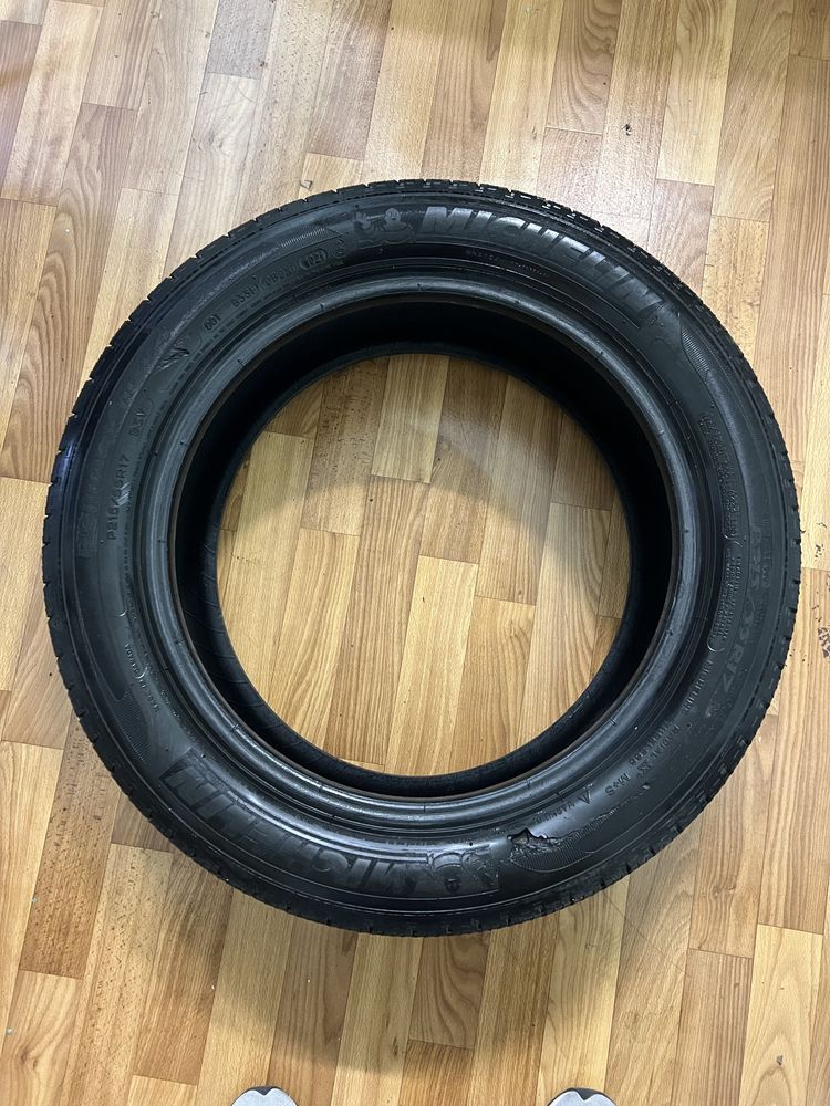 Резина MICHELIN 215 55 R17