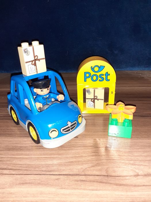 Lego Duplo poczta listonosz samochód