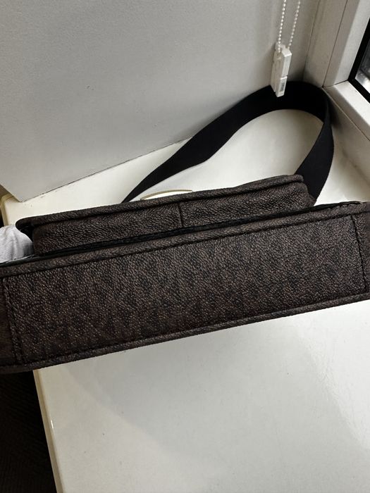 Сумка  кросбоді Michael Kors