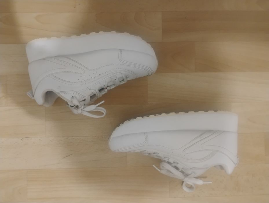 Buty Sneakersy Tenth 37