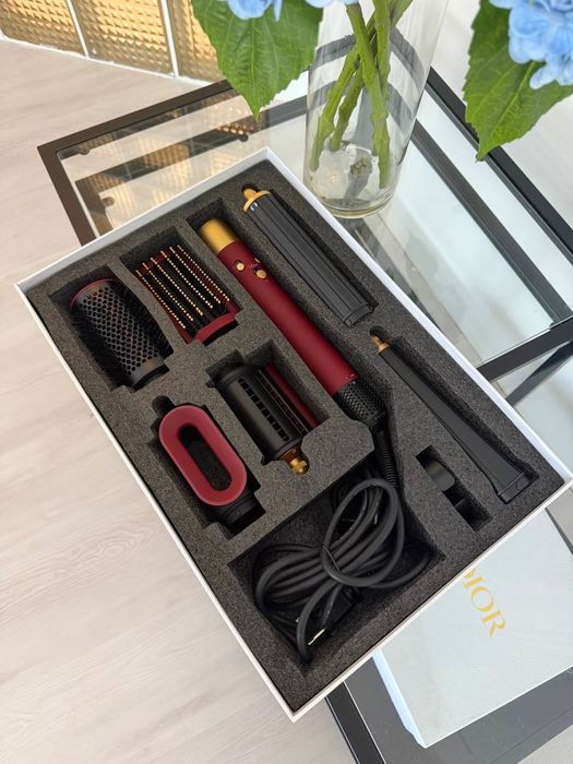 Стайлер для волосся в стилі Dyson Red Velvet