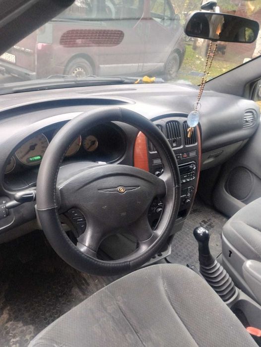 Chrysler Voyager