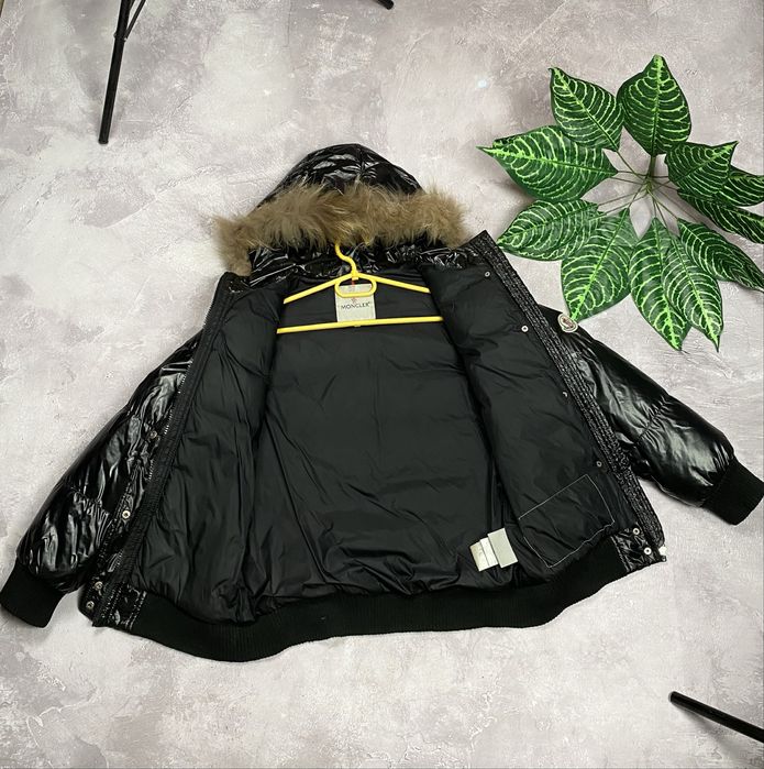 Пуховик / жилетка Moncler жіноча розмір XS/S