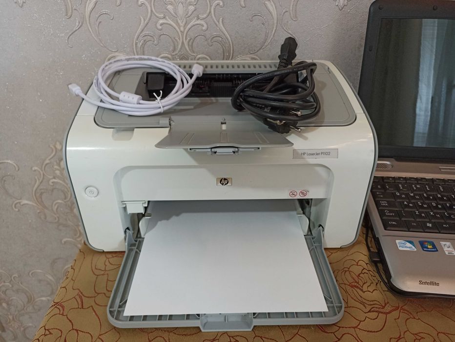 Принтер лазерний HP LaserJet P1102