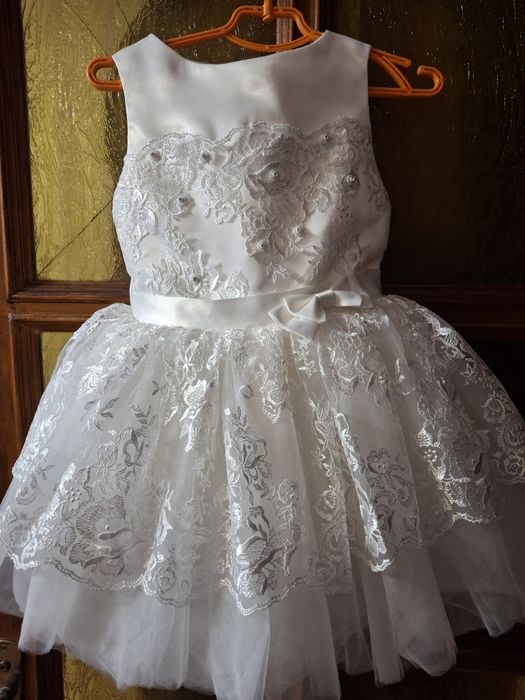 Плаття святкове  шампань