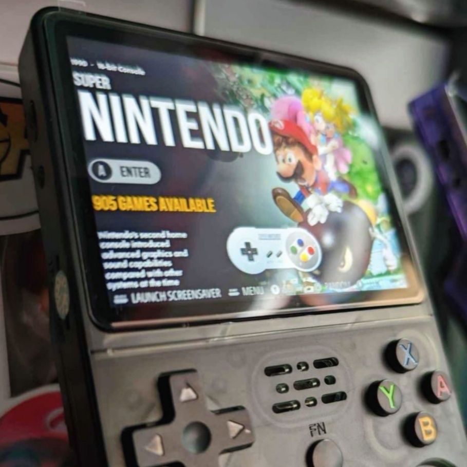 Consola Retro R36S NOVA – 3 cores disponíveis (Preto, Roxo, Branco)