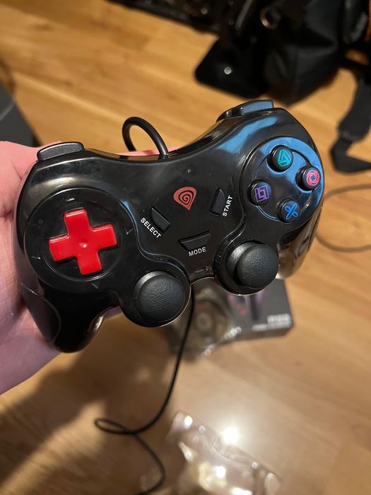 Przewodowy gamepad Natec Genesis P33