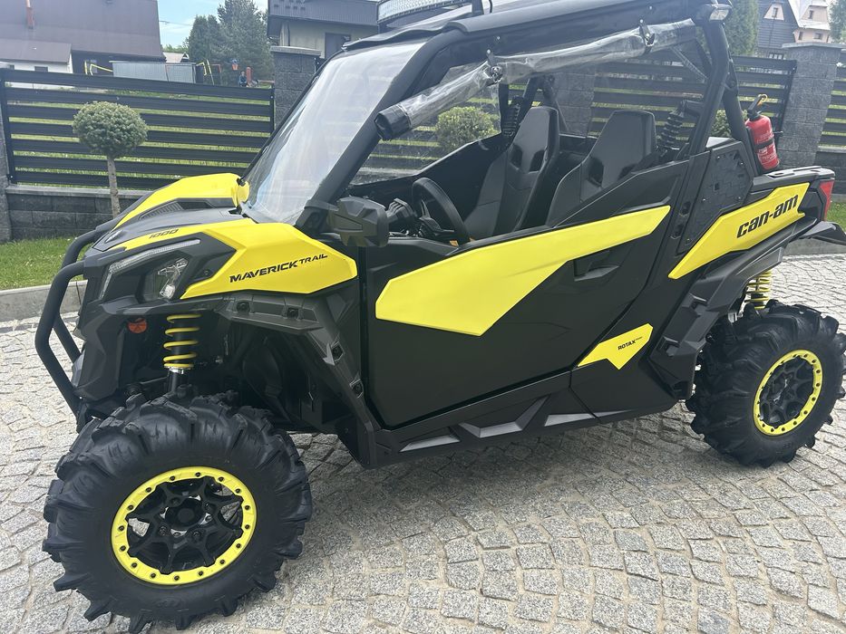 Can am maverick trail 1000 buggy outlander