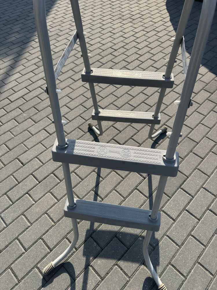Pompka drabinka pokrywa do basenu