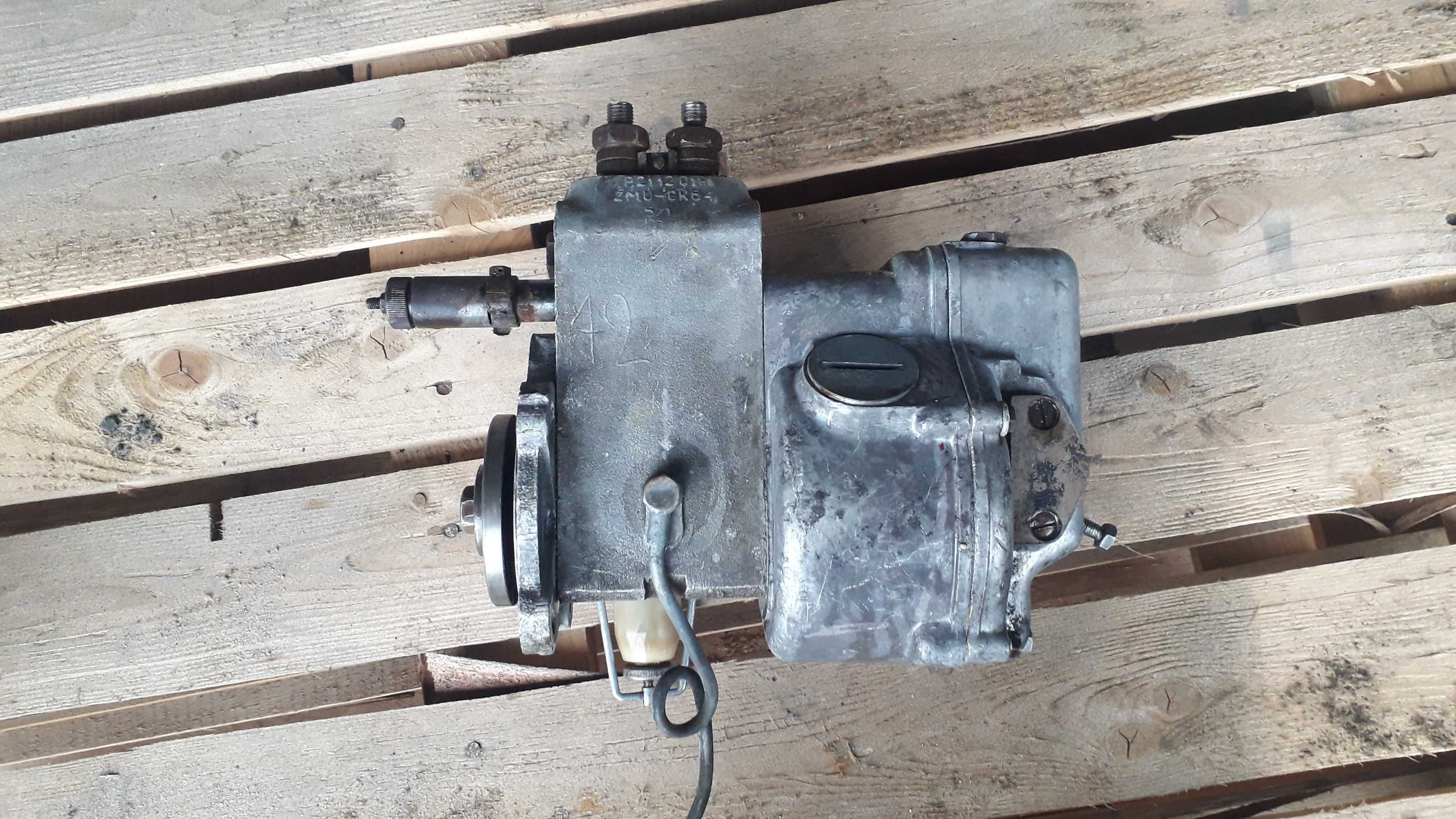 pompa wtryskowa URSUS C330 C328 C325 wladimirec T25