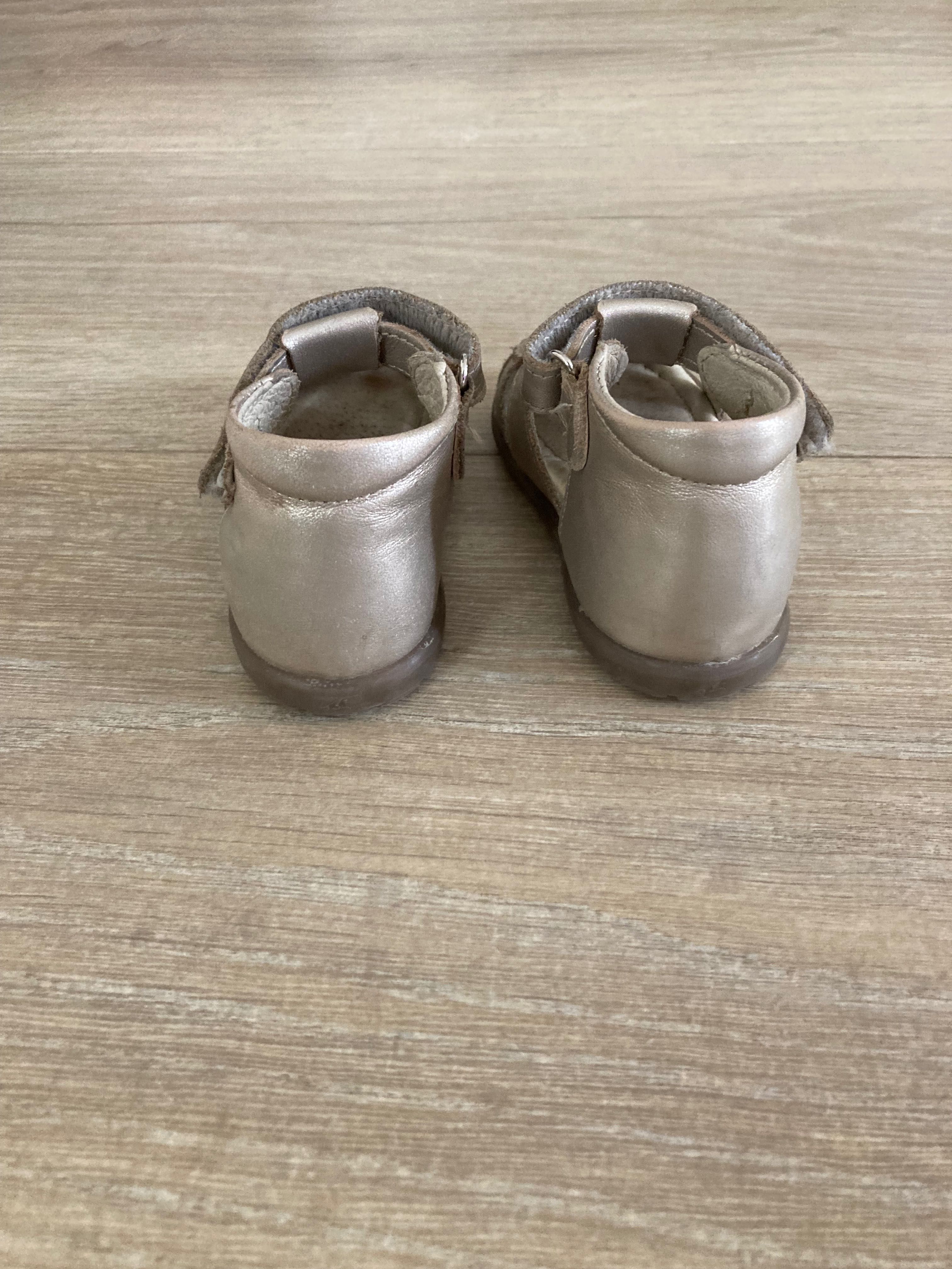 Buty Emel linia ortopedyczna r.20