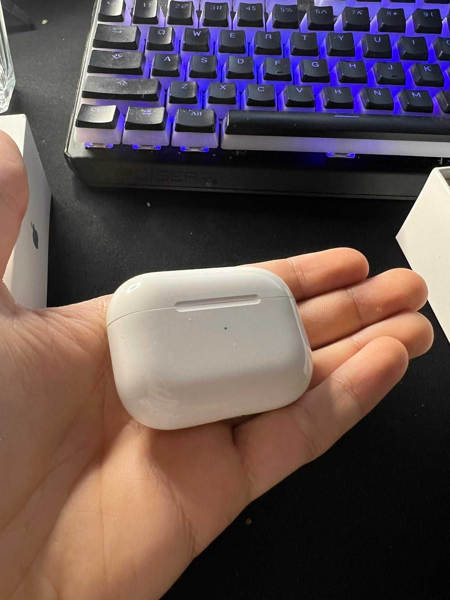 AirPods Pro tanio lecz z uszkodzeniem