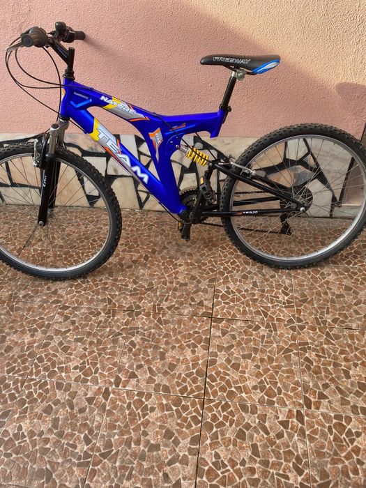 Bicicleta com muito pouco uso, com mudancas