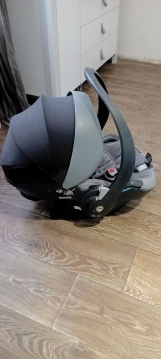 Автолюлька Автокрісло