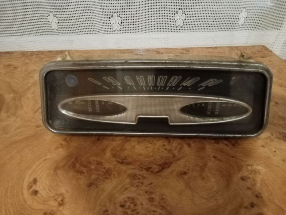 Продам приборку москвич 408 412 ранній 500 грн олх доставка