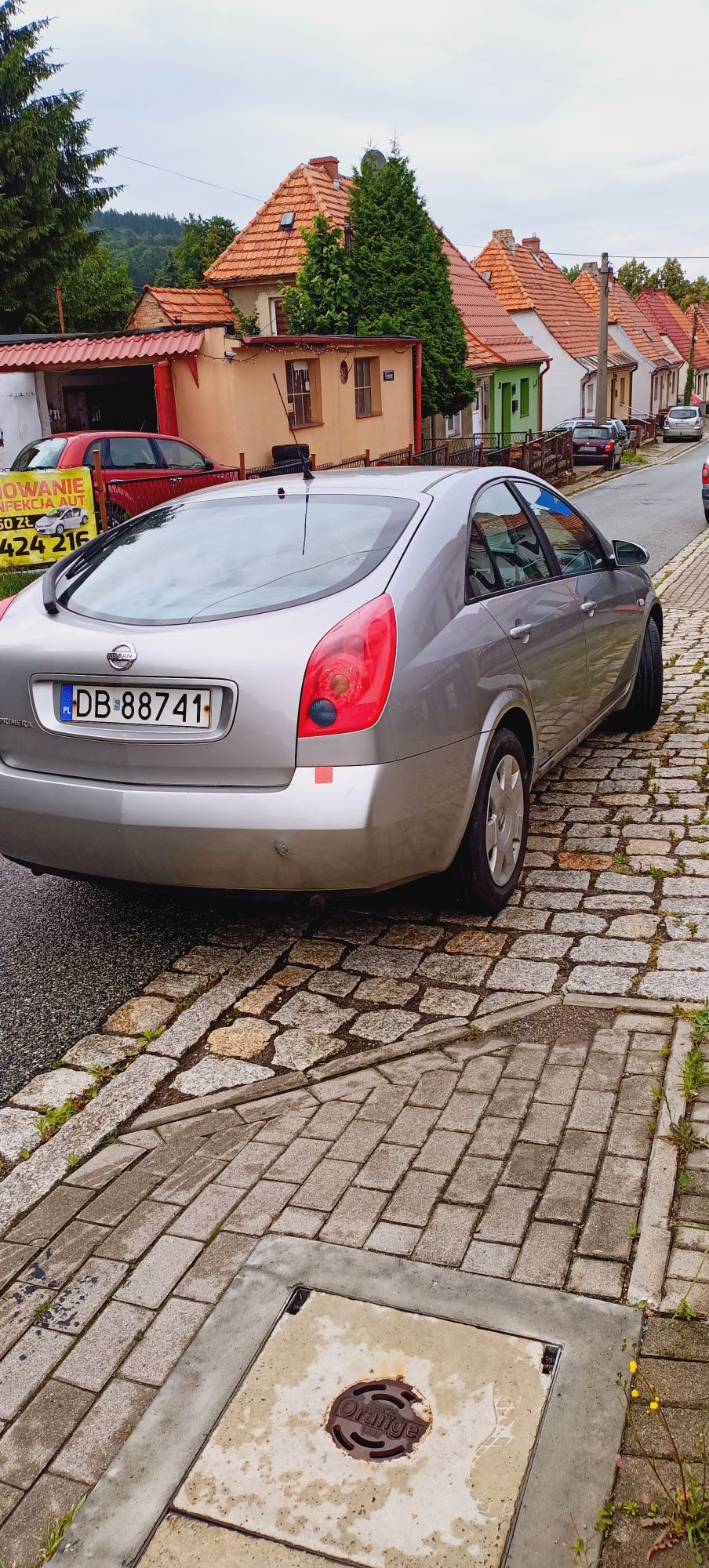 Nissan Primera , kamera ,klima 1,8 benz. Niski prezebieg.