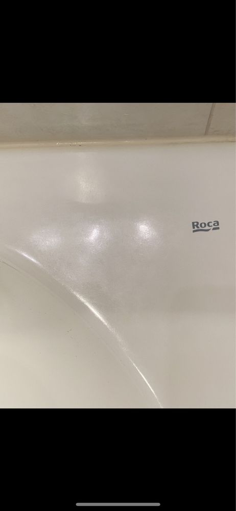 Umywalka Roca 80 cm na 50 cm biała