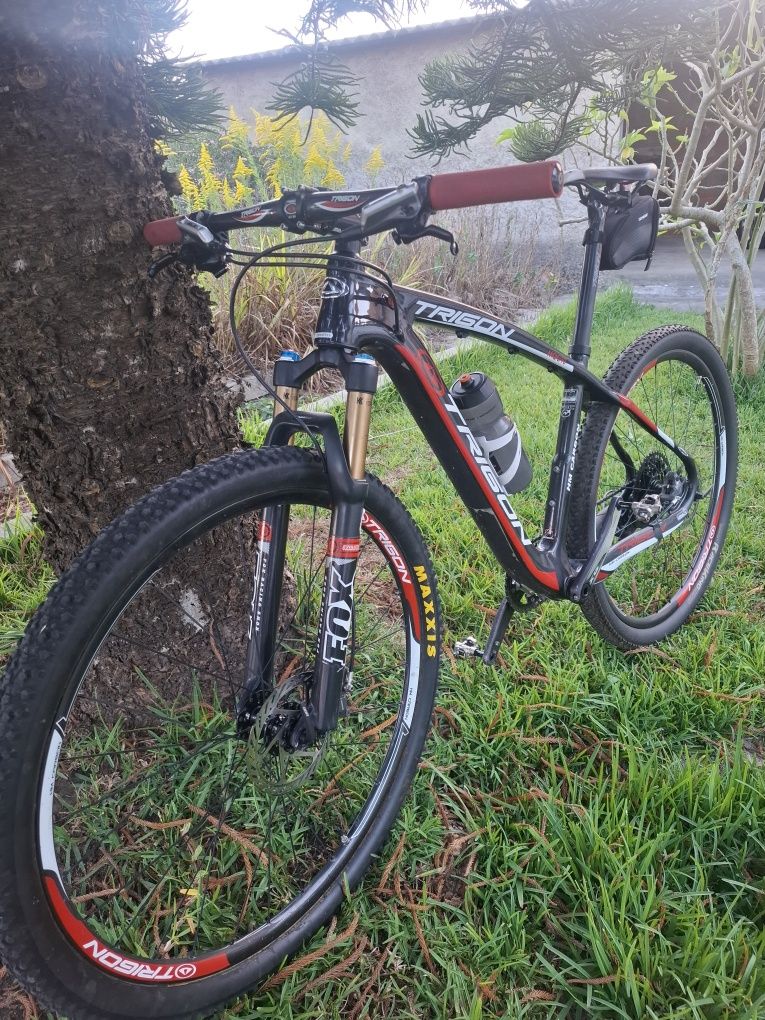 Vendo bike BTT Trigon - Toda em Carbono!